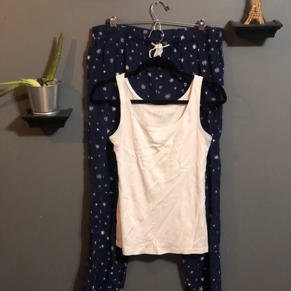 Womens L Snowflake PJ Set